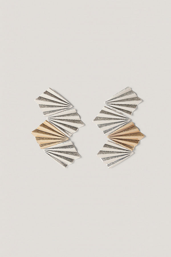 NA-KD Accessories smycke Veckade Örhängen Med Sammankopplade Plattor multicolor / silver guld