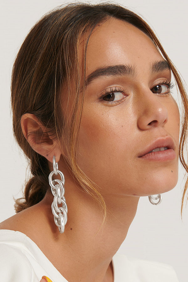 NA-KD Accessories smycke Sammanflätade Kedjeörhängen silver