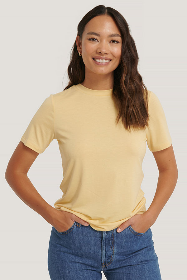 NA-KD Reborn T-Shirt gul
