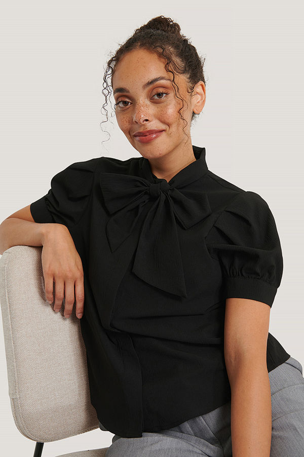 NA-KD Boho Blus Med Kort Ärm svart