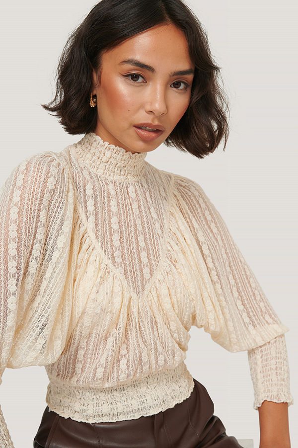NA-KD Trend Topp Med Spets beige