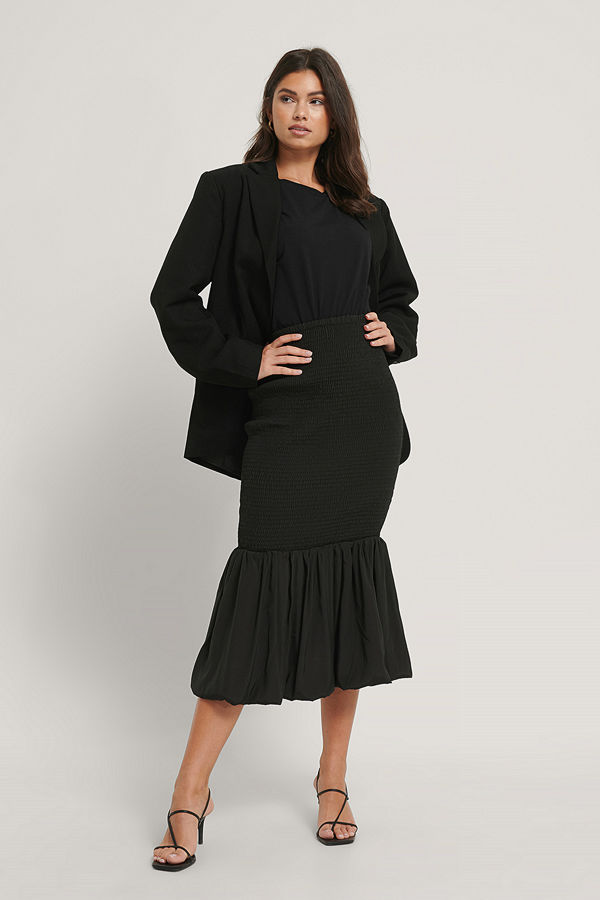 NA-KD Trend Midikjol Med Smock svart