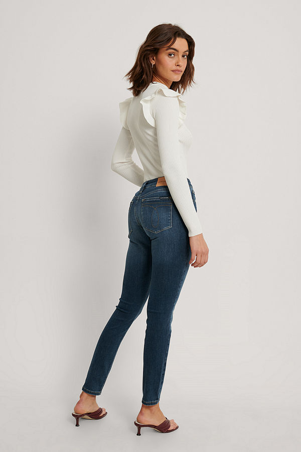 Calvin Klein Jeans Med Medelhög Midja blå