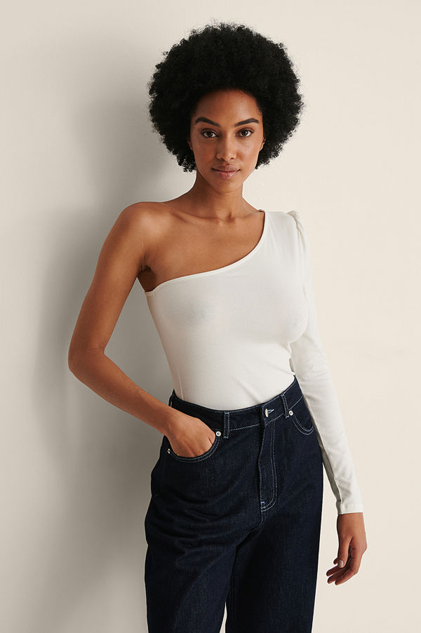 NA-KD Puff Sleeve One Shoulder Top offvit