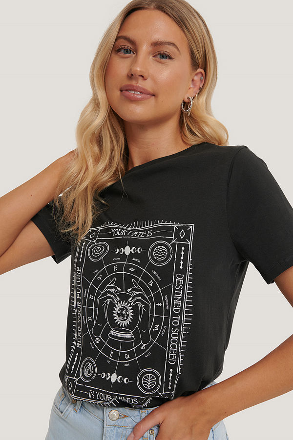 NA-KD Reborn T-Shirt Med Tryck grå