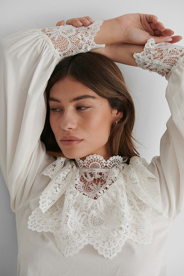 The Fashion Fraction x NA-KD Blus Med Ballongärm offvit