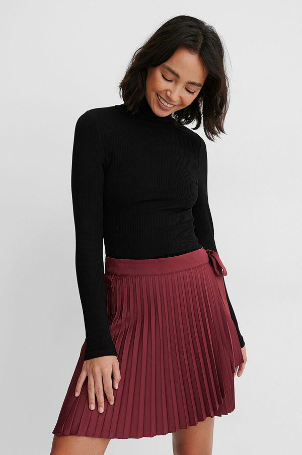 NA-KD Wrap Pleated Mini Skirt burgundy