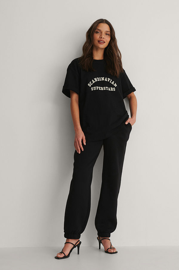 NA-KD Reborn T-Shirt svart