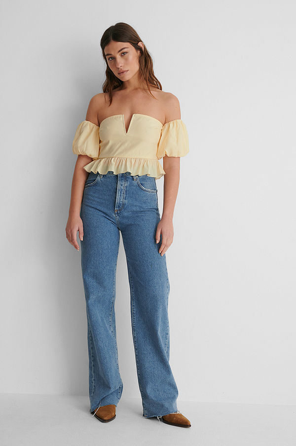 NA-KD Boho Offshouldertopp Med Puffärm beige