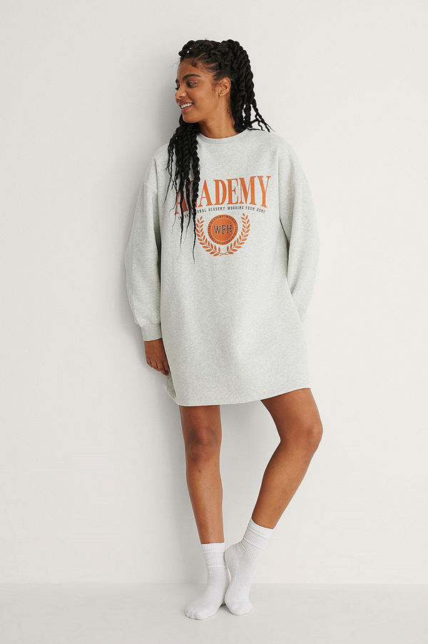 NA-KD Trend Ekologisk Sweaterklänning grå