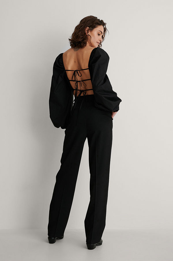 NA-KD Trend Blus Med Knytning Bak svart