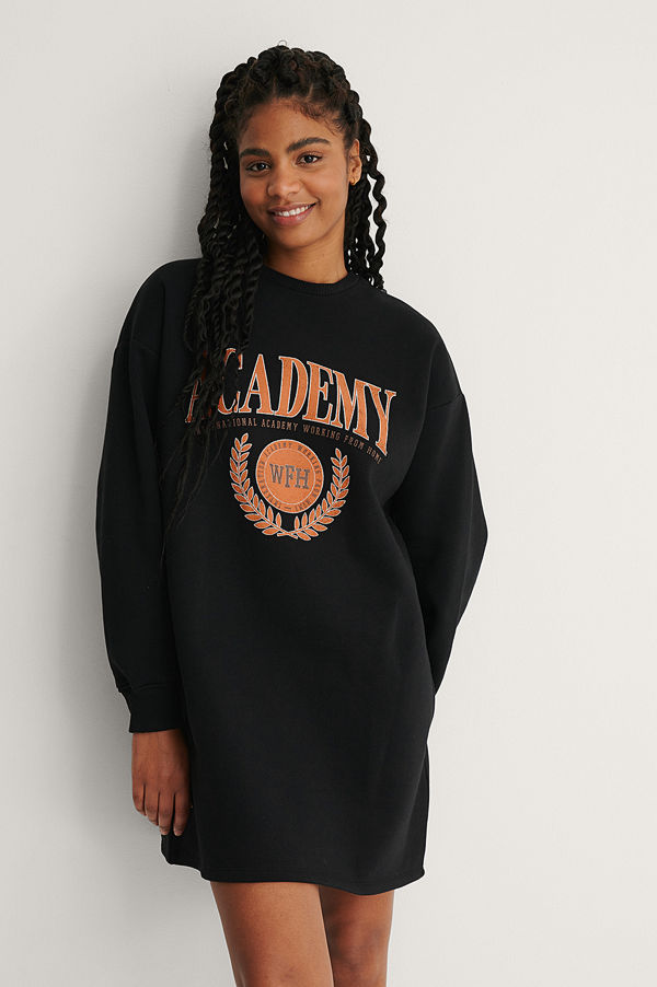 NA-KD Trend Ekologisk Sweaterklänning svart