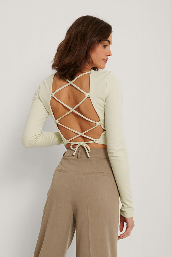 NA-KD Party Recycled Topp Med Öppen Rygg beige