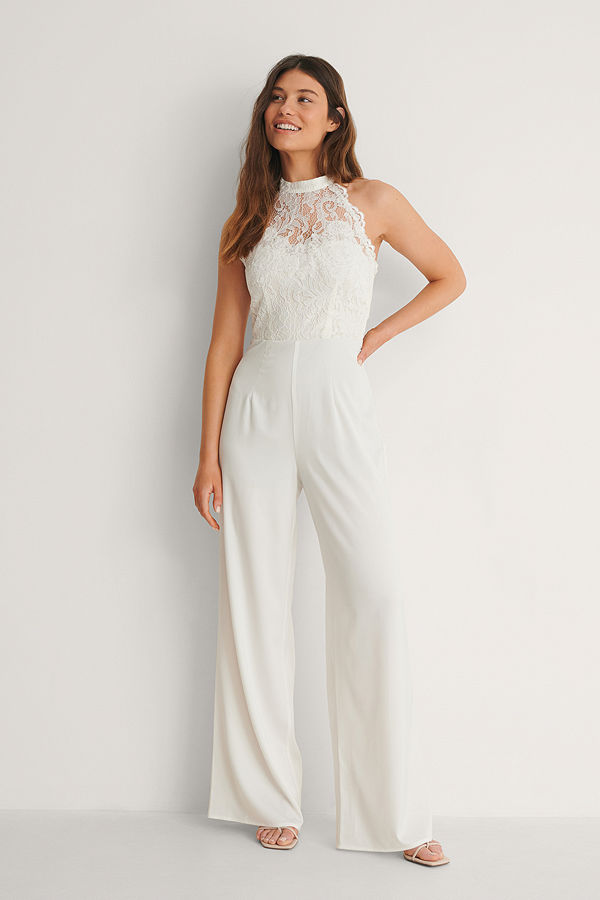 Ida Sjöstedt for NA-KD Spets-Jumpsuit vit