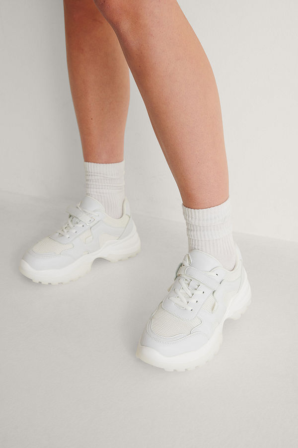 NA-KD Shoes Slim Velcro -Bandsträningsskor vit