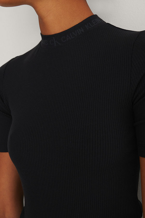 Calvin Klein Ribbad T-shirt Med Logga svart