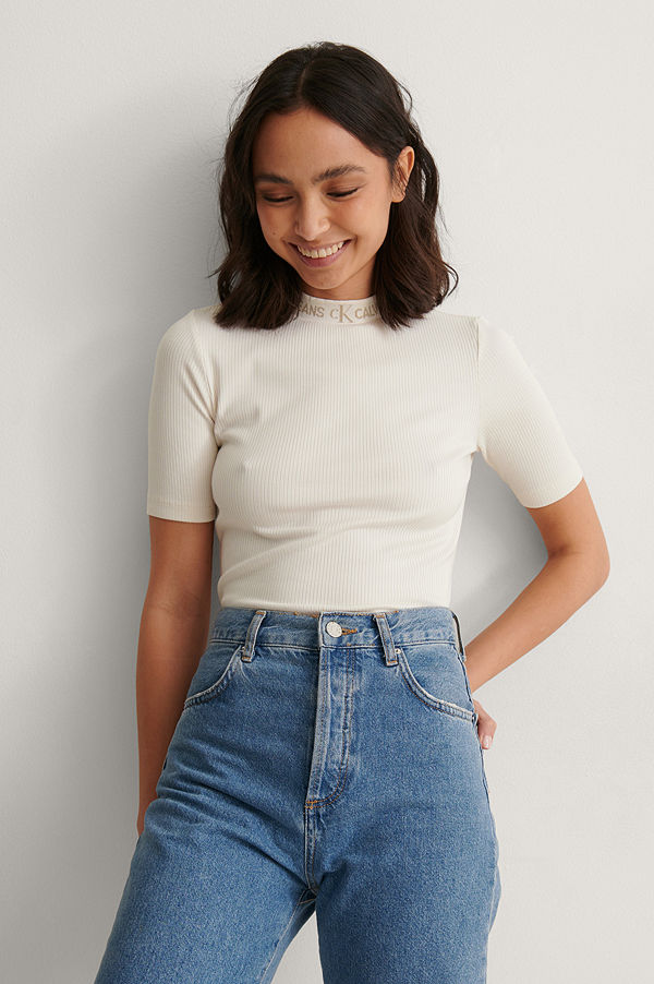 Calvin Klein Ribbad T-shirt Med Logga vit