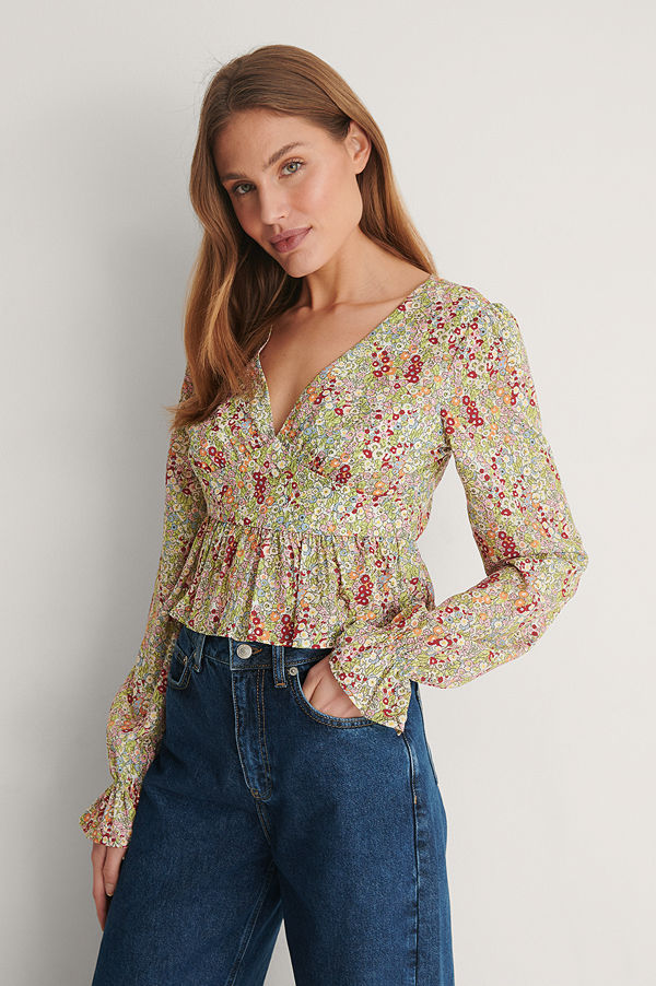NA-KD Recycled V-ringad Blus multicolor