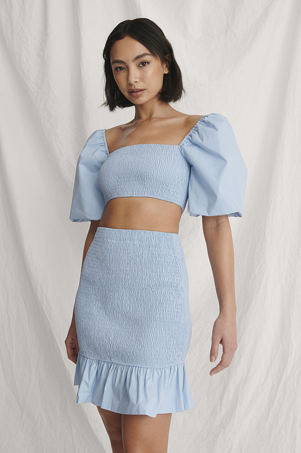 Curated Styles Croppad Topp Med Smock blå