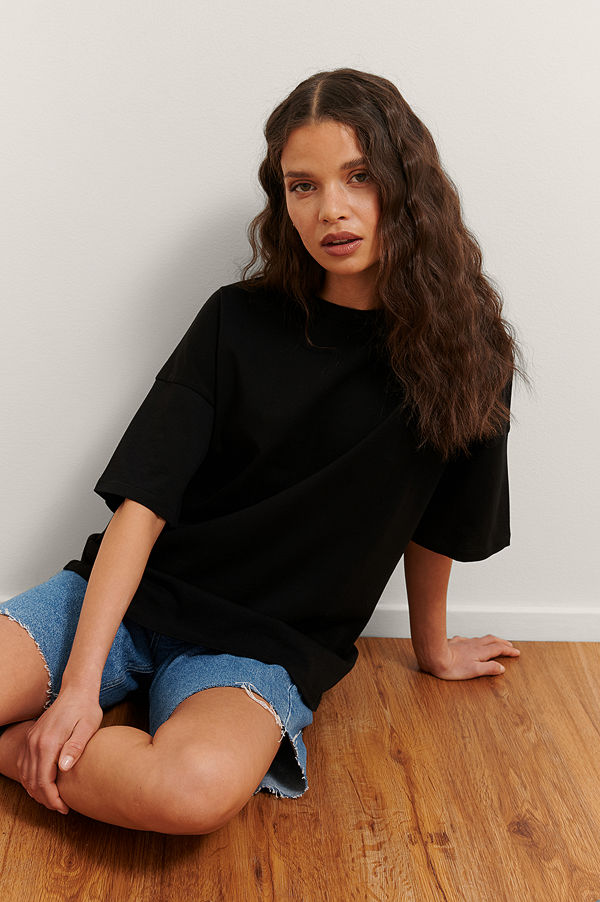 Rianne Meijer x NA-KD Ekologisk Basic T-shirt svart
