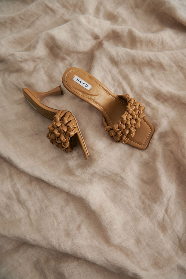 NA-KD Shoes Högklackade Skor Med Flera Remmar beige