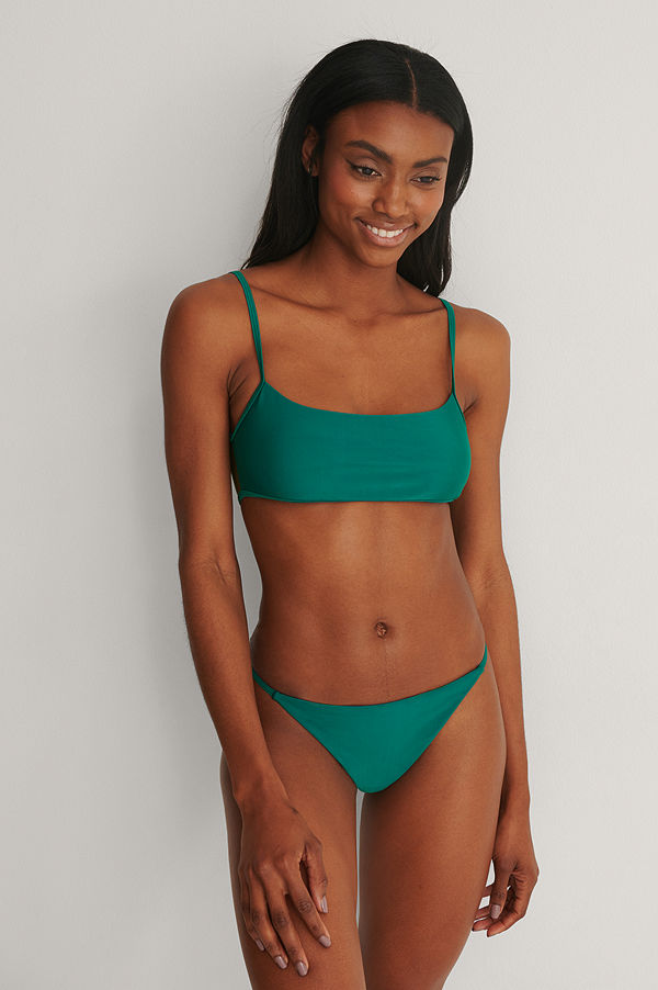 Marije Zuurveld x NA-KD Recycled Bikinitrosa grön