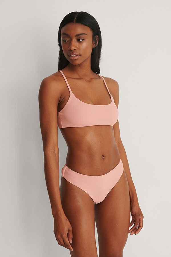 Marije Zuurveld x NA-KD Högt Skuren Bikinitrosa rosa