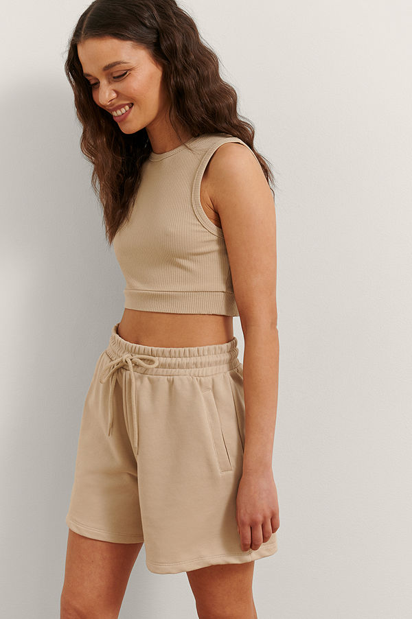 Rianne Meijer x NA-KD Ribbstickad, Croppad Topp beige