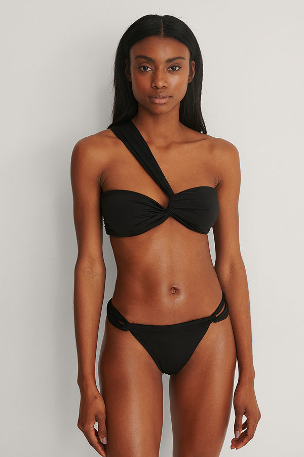 NA-KD Swimwear Recycled Bikinitrosa Med Hög Benskärning svart