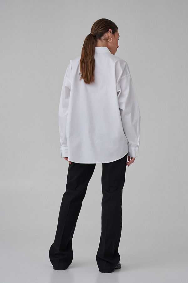 Josefine HJ x NA-KD Ekologisk Oversize Bomullskjorta vit