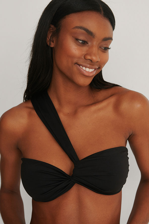 NA-KD Swimwear Recycled Vriden Ribbad Topp Med En Axel svart