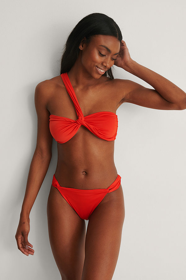 NA-KD Swimwear Recycled Bikinitrosa Med Hög Benskärning röd