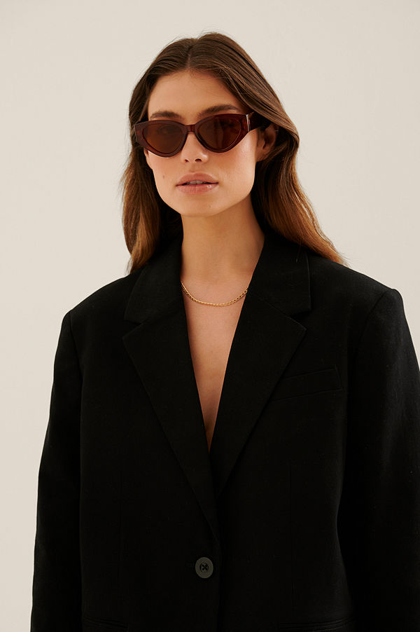 NA-KD Accessories Breda Cateye Solglasögon brun