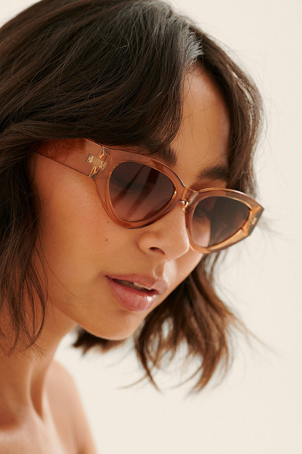 NA-KD Accessories Breda Cateye Solglasögon beige