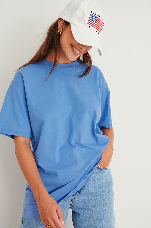 NA-KD Basic Ekologisk oversize t-shirt med rund hals blå