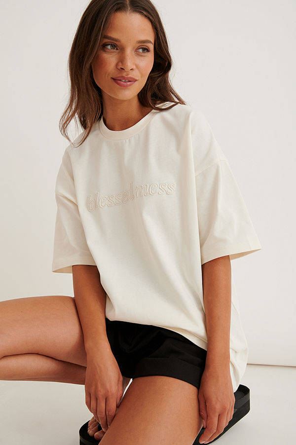 Marije Zuurveld x NA-KD Ekologisk Oversized T-shirt I Kraftig Bomull offvit