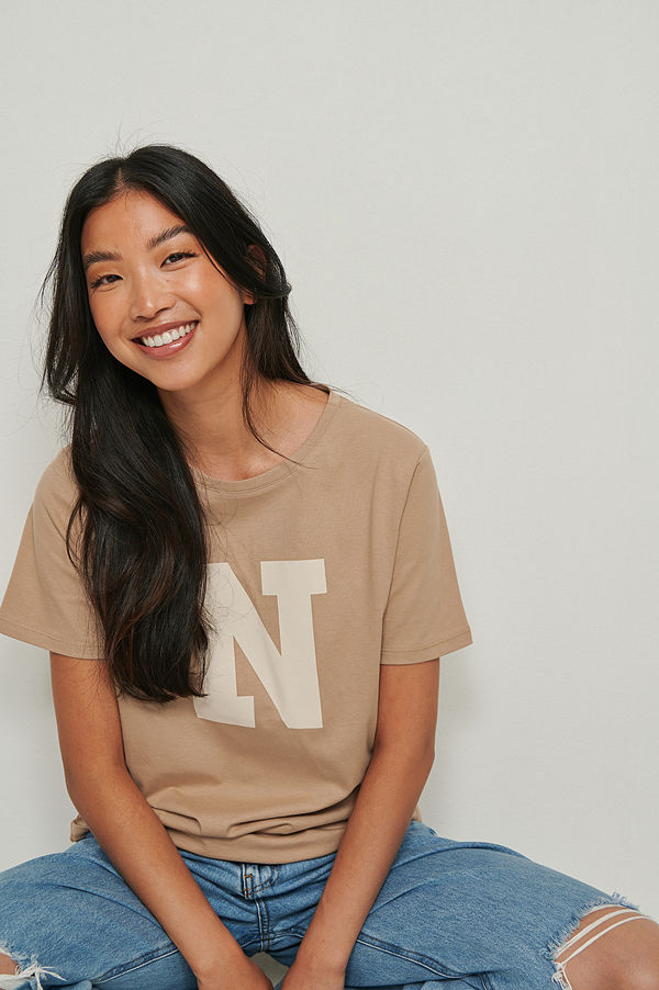 NA-KD Tryckt t-shirt beige