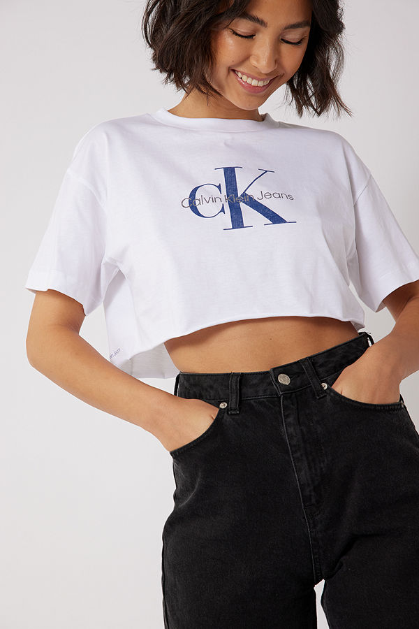 Calvin Klein for NA-KD Ekologisk croppad T-shirt med rå fåll vit