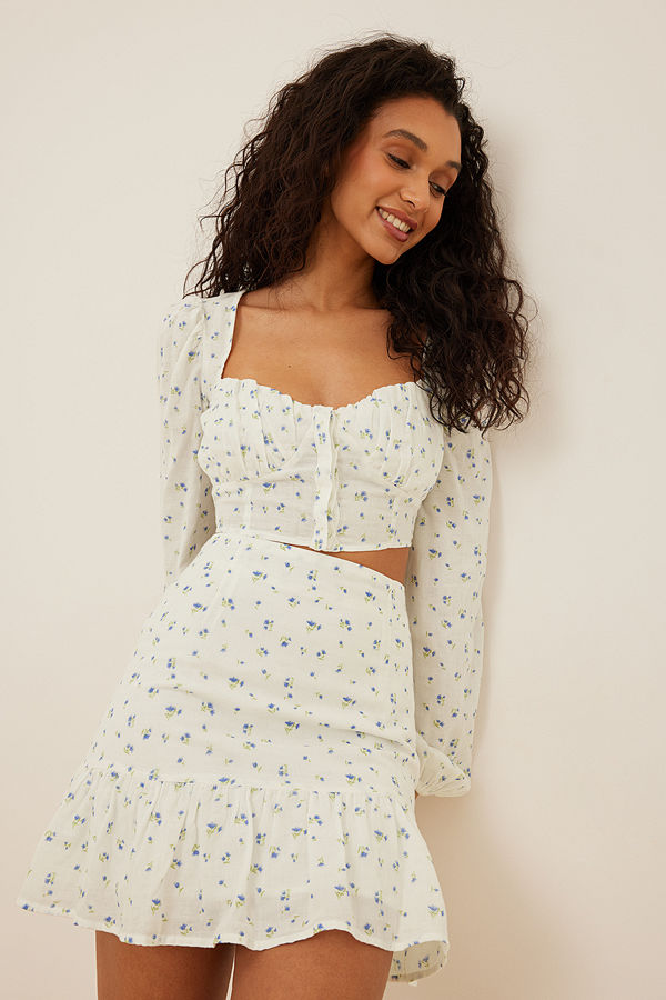Curated Styles Ekologisk långärmad blus med rynkdetalj flower