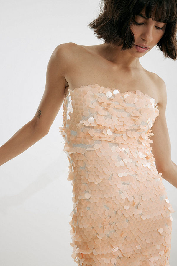 Josefine HJ x NA-KD Bandeau Sequin Mini Dress offvit
