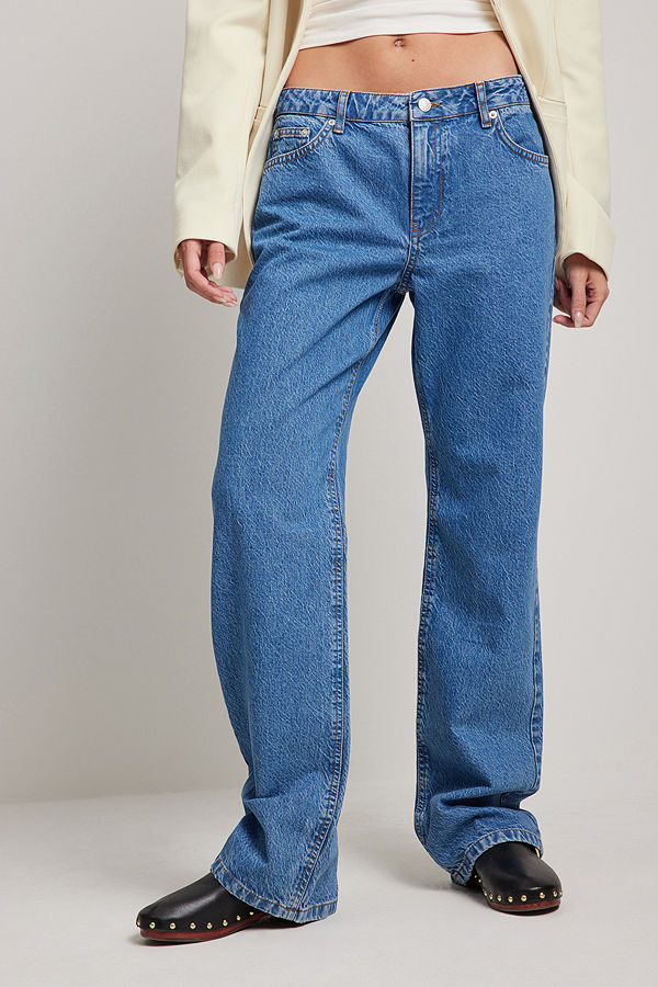 NA-KD Trend Jeans med låg midja och smala ben blå