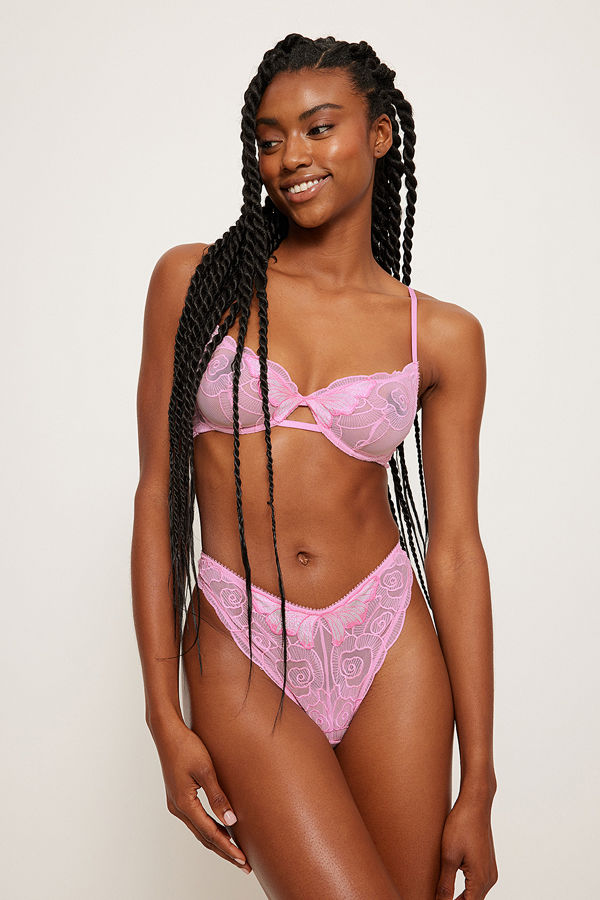 NA-KD Lingerie Butterfly trosa med detaljer fram rosa