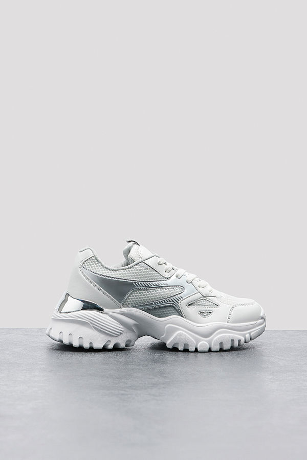 NA-KD Shoes Löparsko mer reflexdetaljer vit multicolor