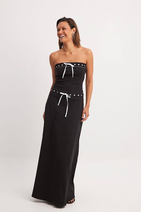 May Ridts x NAKD Maxikjol med sömdetalj svart