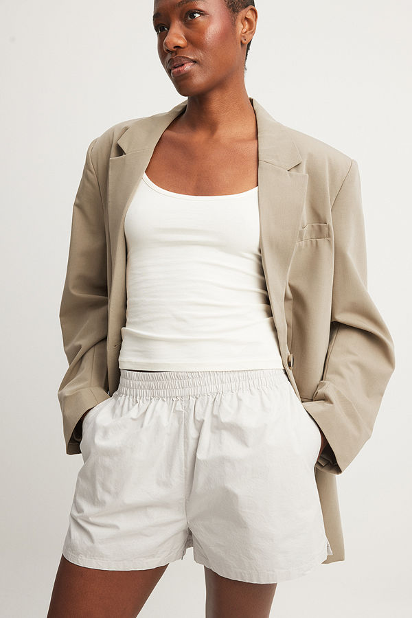 NA-KD Shorts i bomull med elastisk midja beige