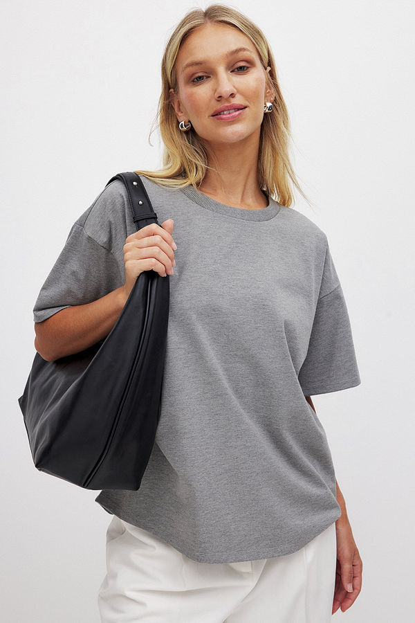 NA-KD Basic Oversized tung t-shirt med rund halsringning grå