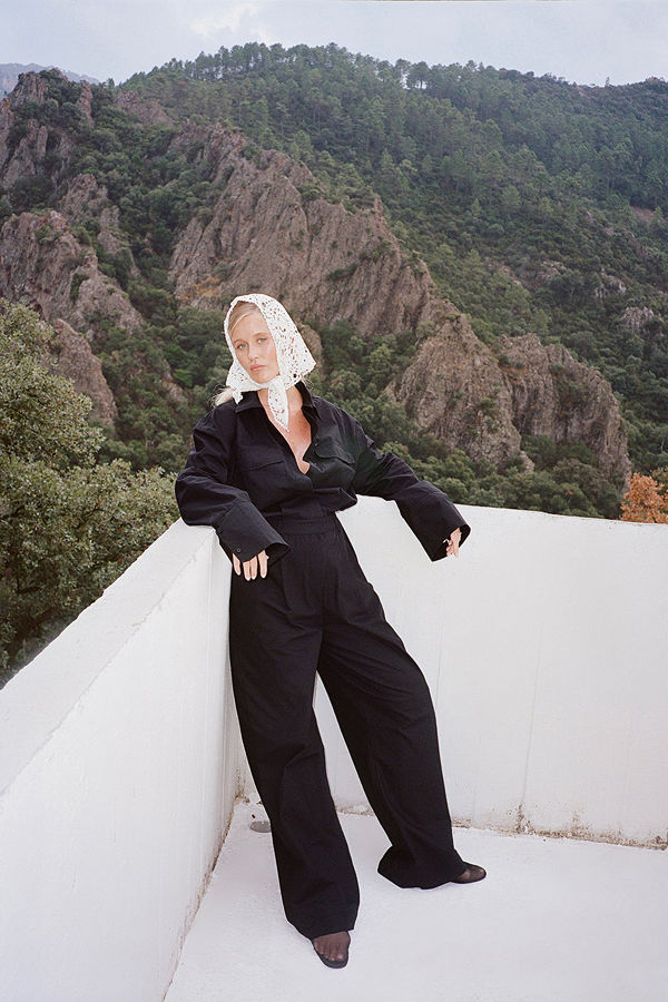 Josefine HJ x NA-KD Långärmad cargojumpsuit svart