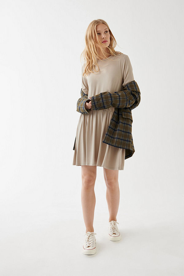 Klänningar Köp trendiga klänningar online Gina Tricot Klänningar Köp trendiga klänningar online Gina Tricot