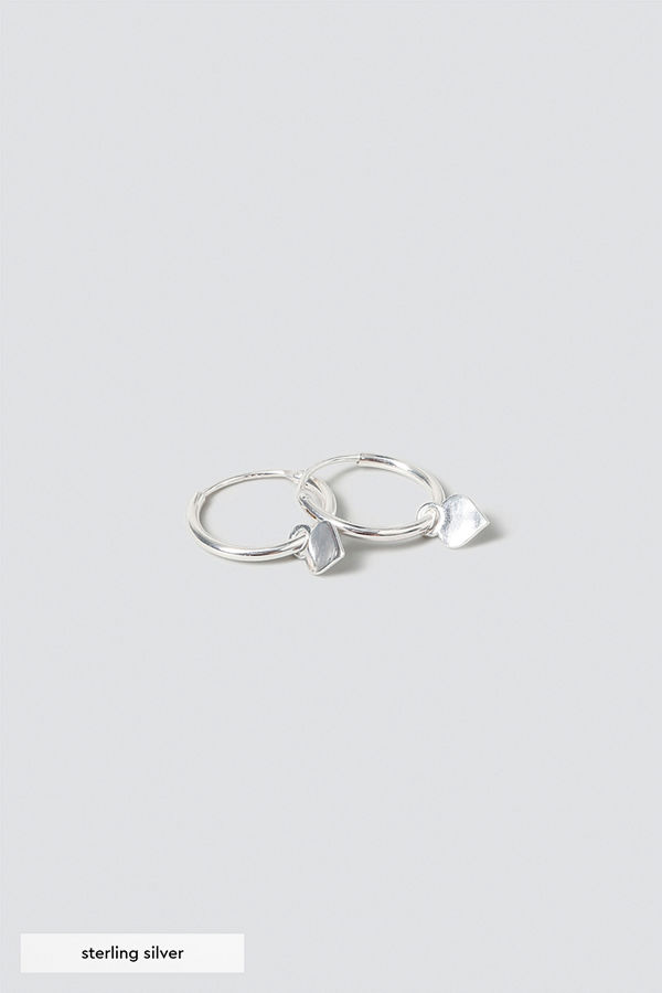 Gina Tricot örhängen Sterling Silver Heart Drop Hoops