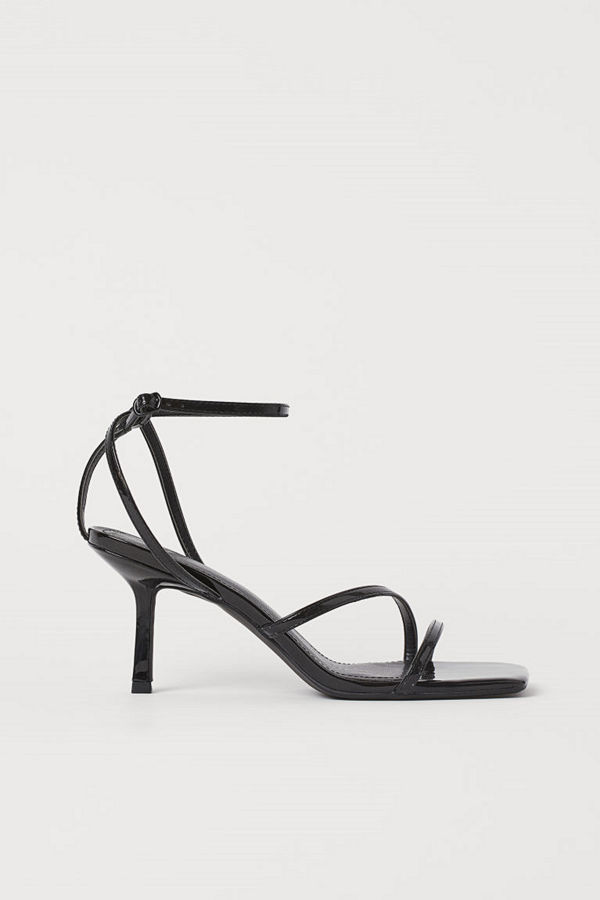 H&M Lackade remsandaletter svart